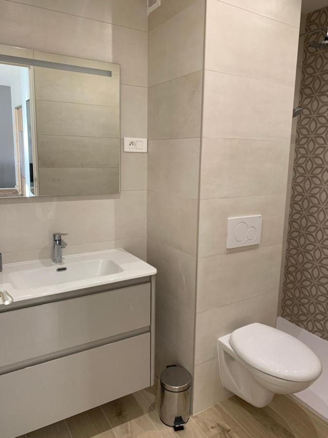 Appartement Agreable 2 Pieces A 150 M De La Cagnes-sur-Mer