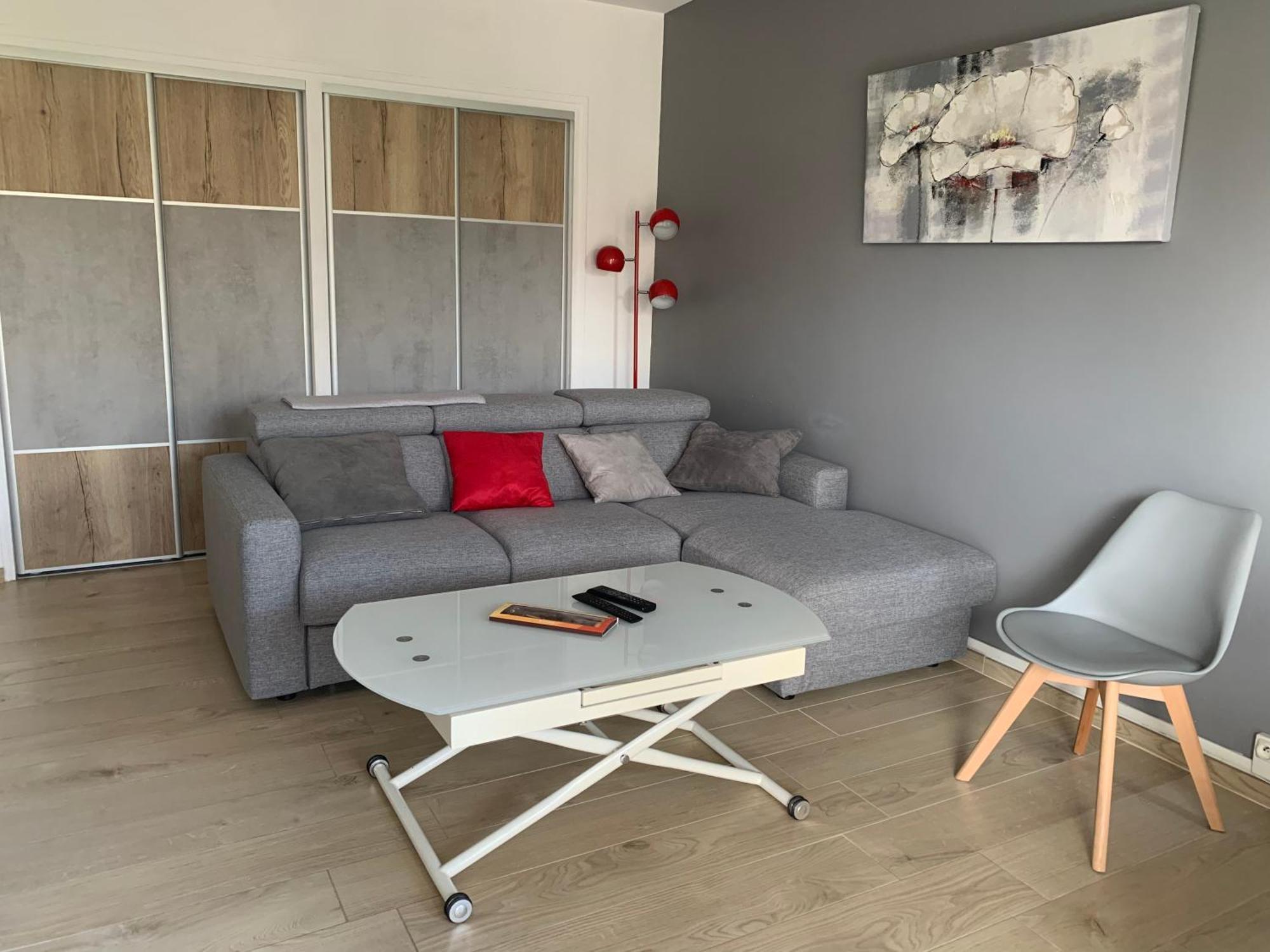 Agreable 2 Pieces A 150 M De La Cagnes-sur-Mer